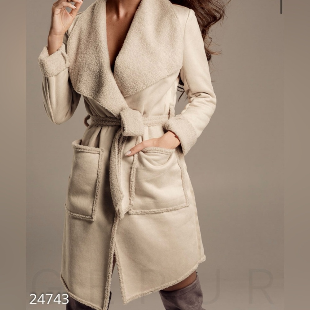 Brand New Gepur Beige, Nude, Natural Cozy Coat! Fits All Sizes !